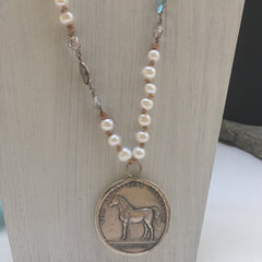 HORSE MEDAL NECKLACE